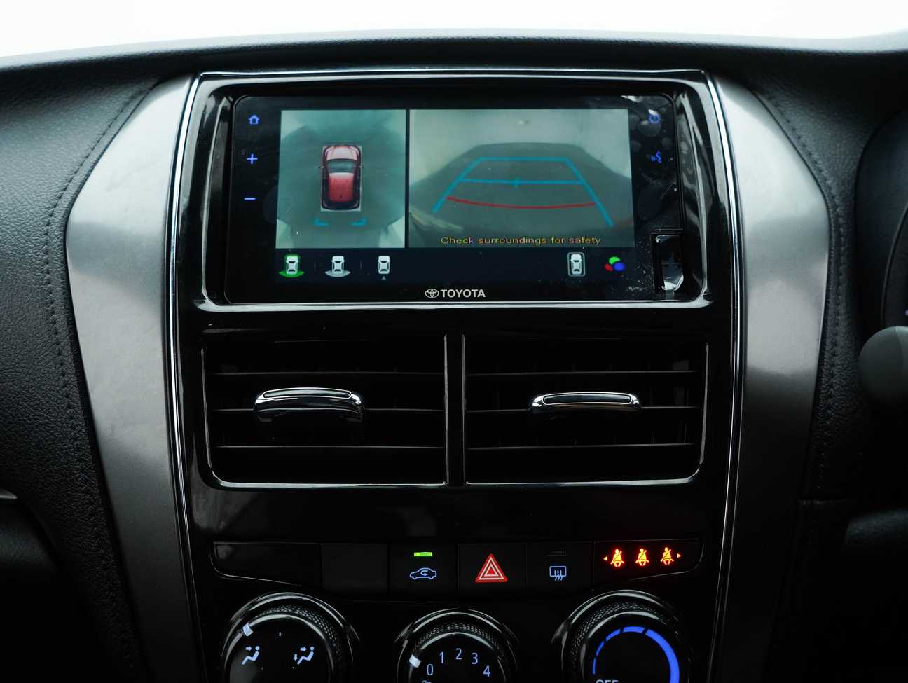 used 2021 Toyota Yaris E 1.5