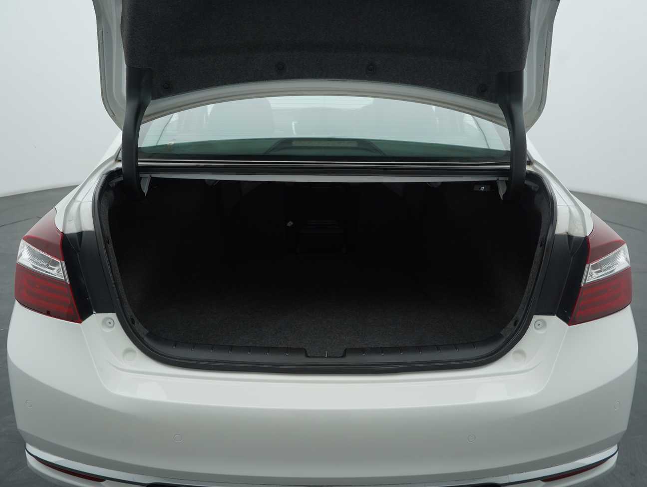 used 2017 Honda Accord VTi-L 2.4