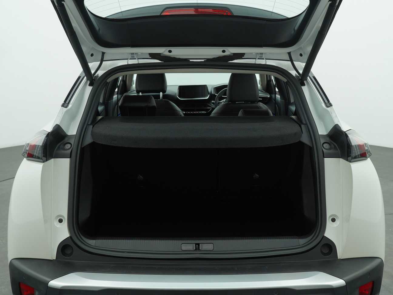 used 2025 Peugeot 2008 Allure 1.2