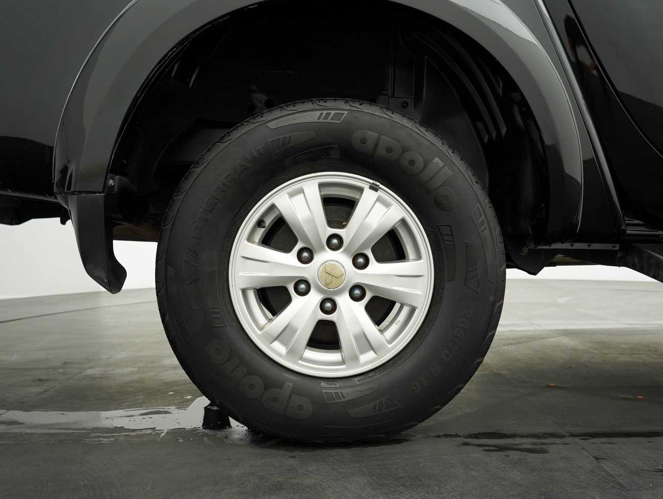 used 2013 Mitsubishi TRITON L200 4WD DOUBLE CAB 2.5