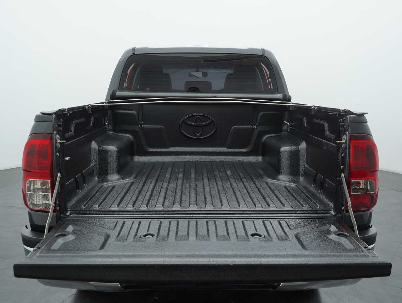 terpakai 2017 Toyota Hilux G Dual Cab 2.4