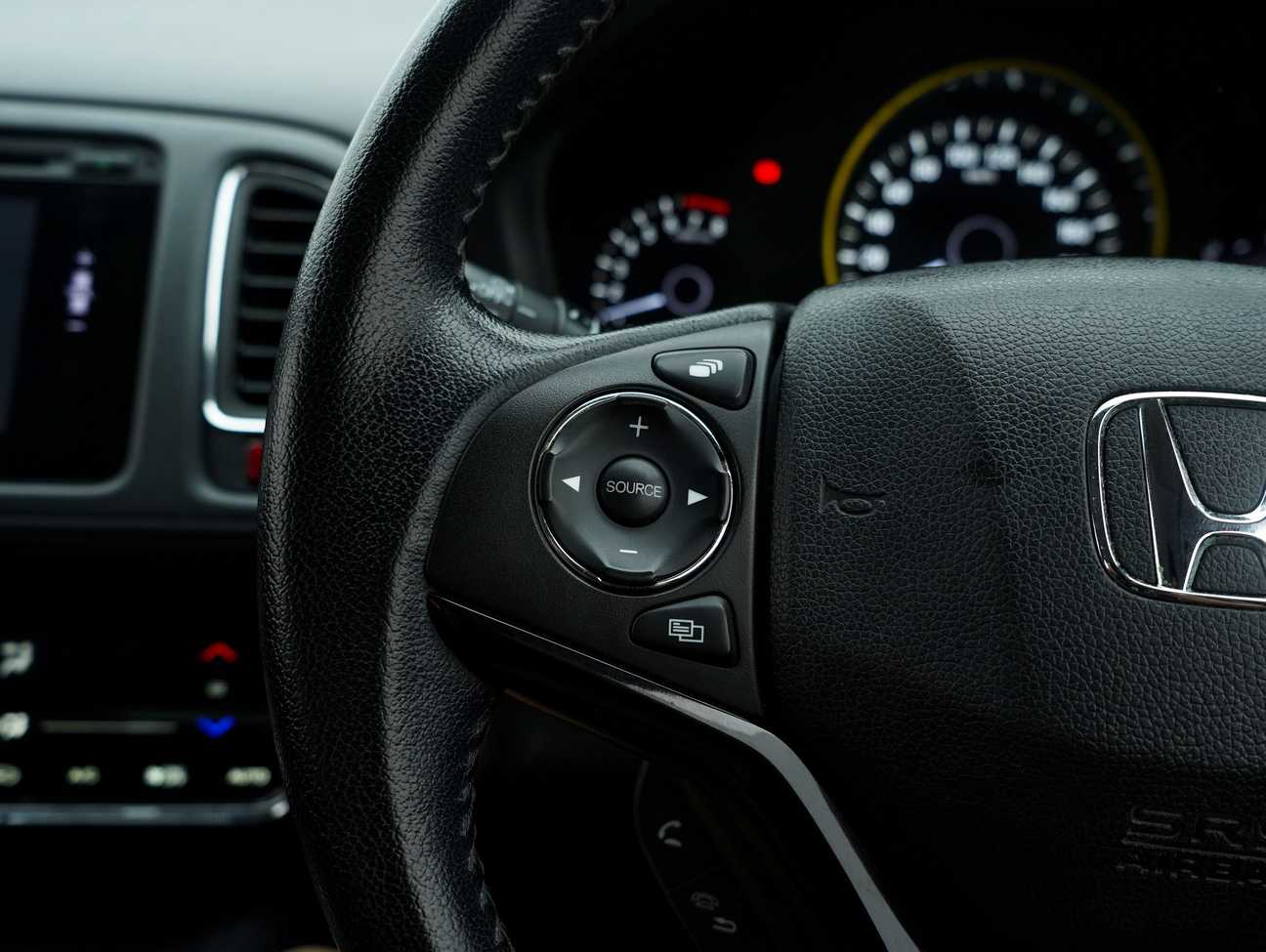 terpakai 2017 Honda HR-V i-VTEC V 1.8