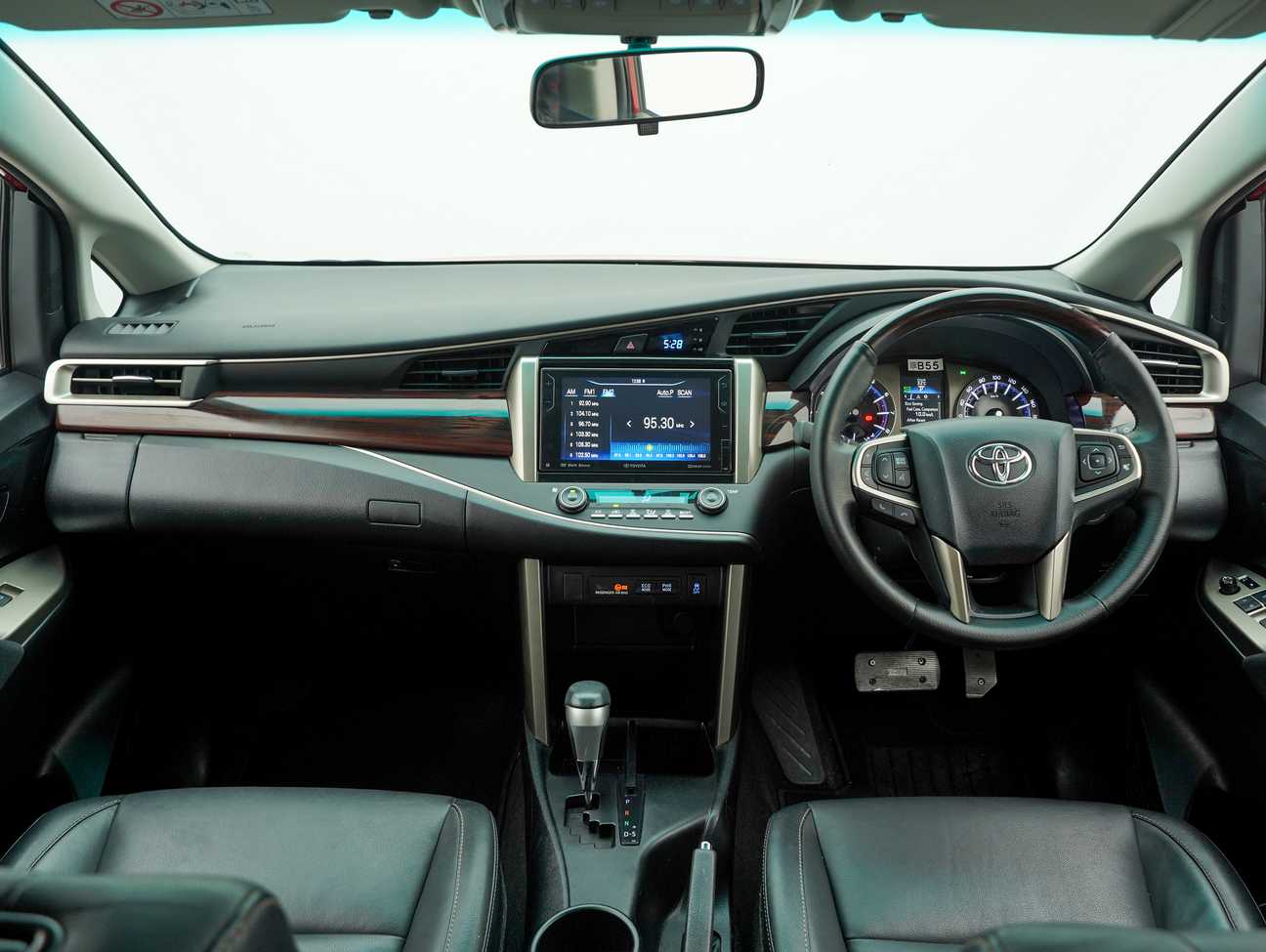 used 2018 Toyota Innova X 2.0