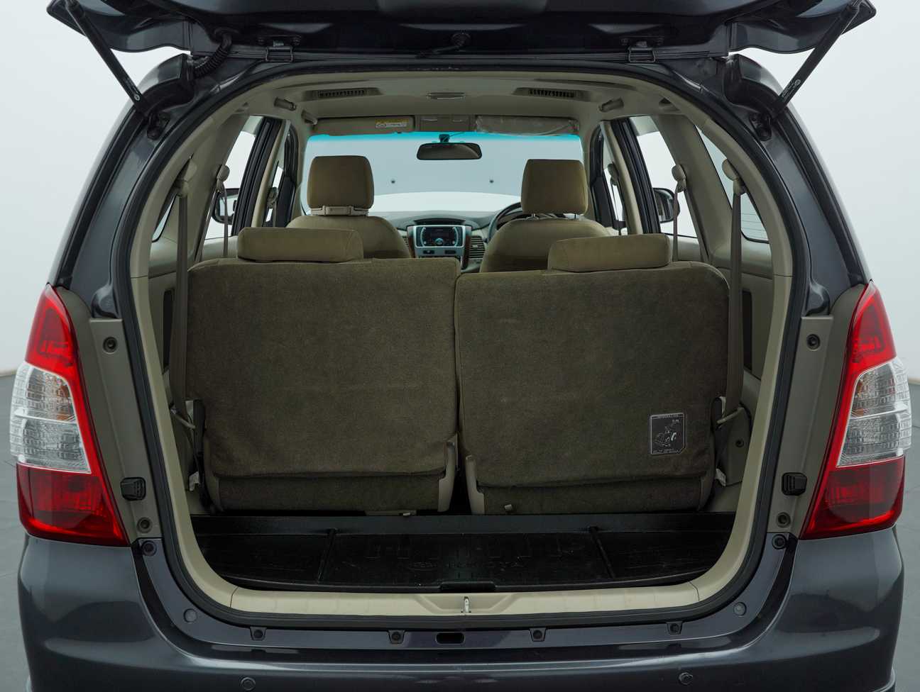 used 2015 Toyota Innova G 2.0