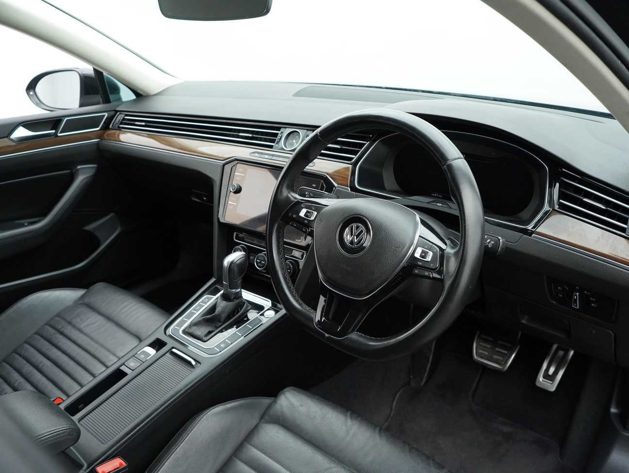 terpakai 2019 Volkswagen Passat TSI Highline 2.0