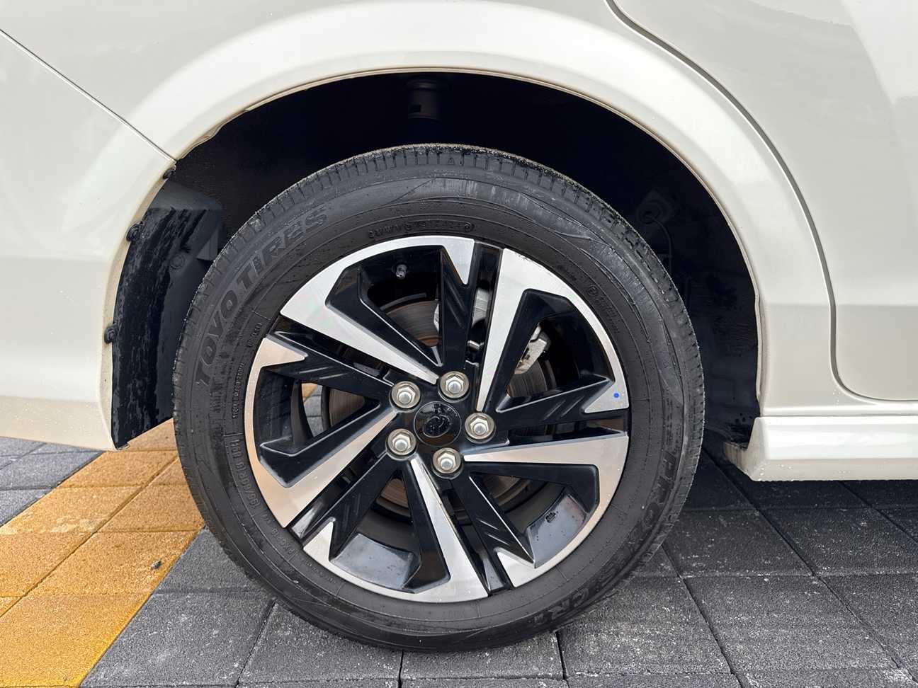 terpakai 2024 Perodua Alza AV 1.5