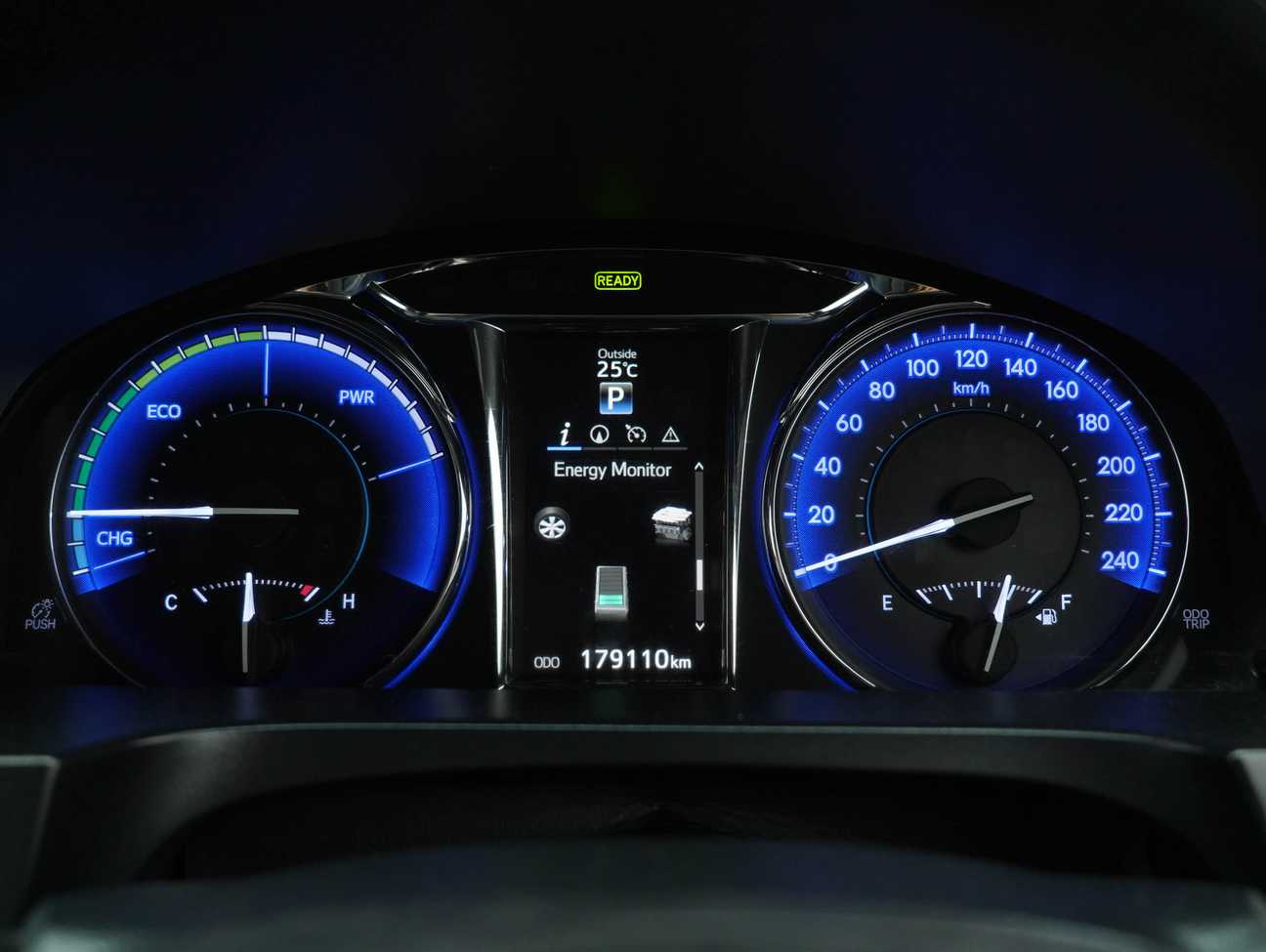 used 2016 Toyota Camry Hybrid Luxury 2.5