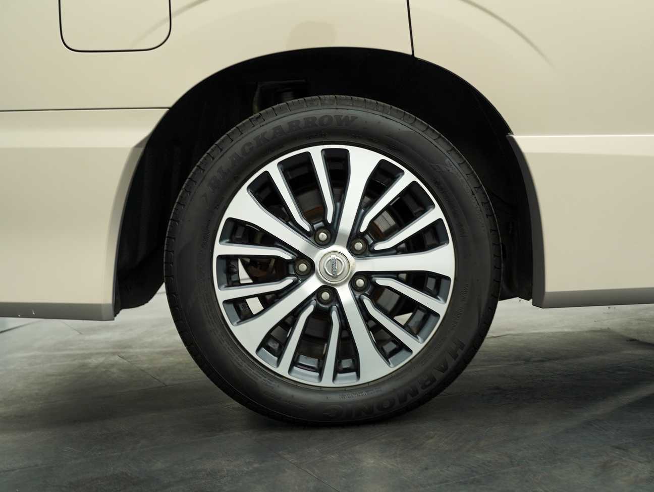 used 2018 Nissan Serena S-Hybrid High-Way Star Premium 2.0