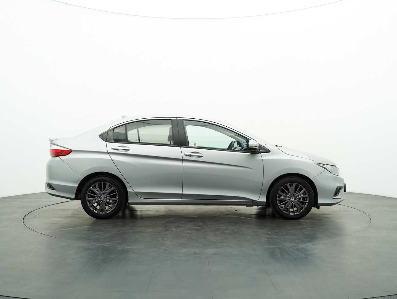 used 2018 Honda City V 1.5