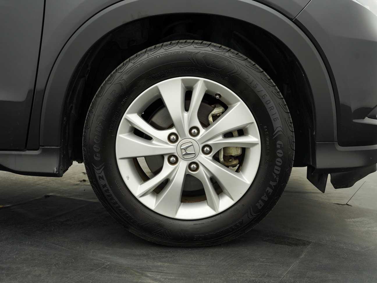 terpakai 2015 Honda HR-V V 1.8