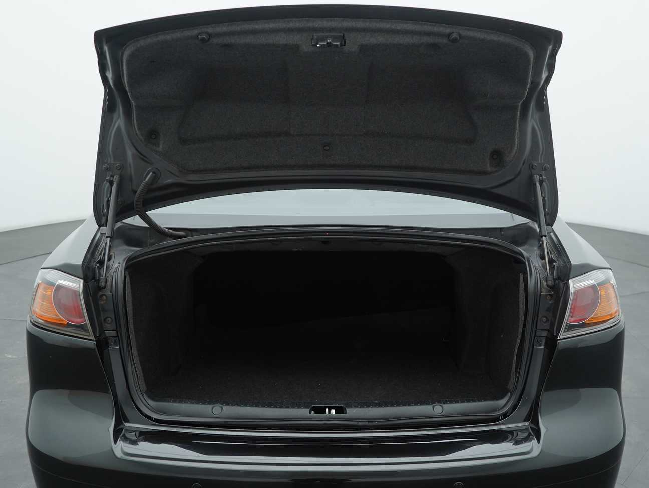 used 2013 Proton Inspira Premium 2.0