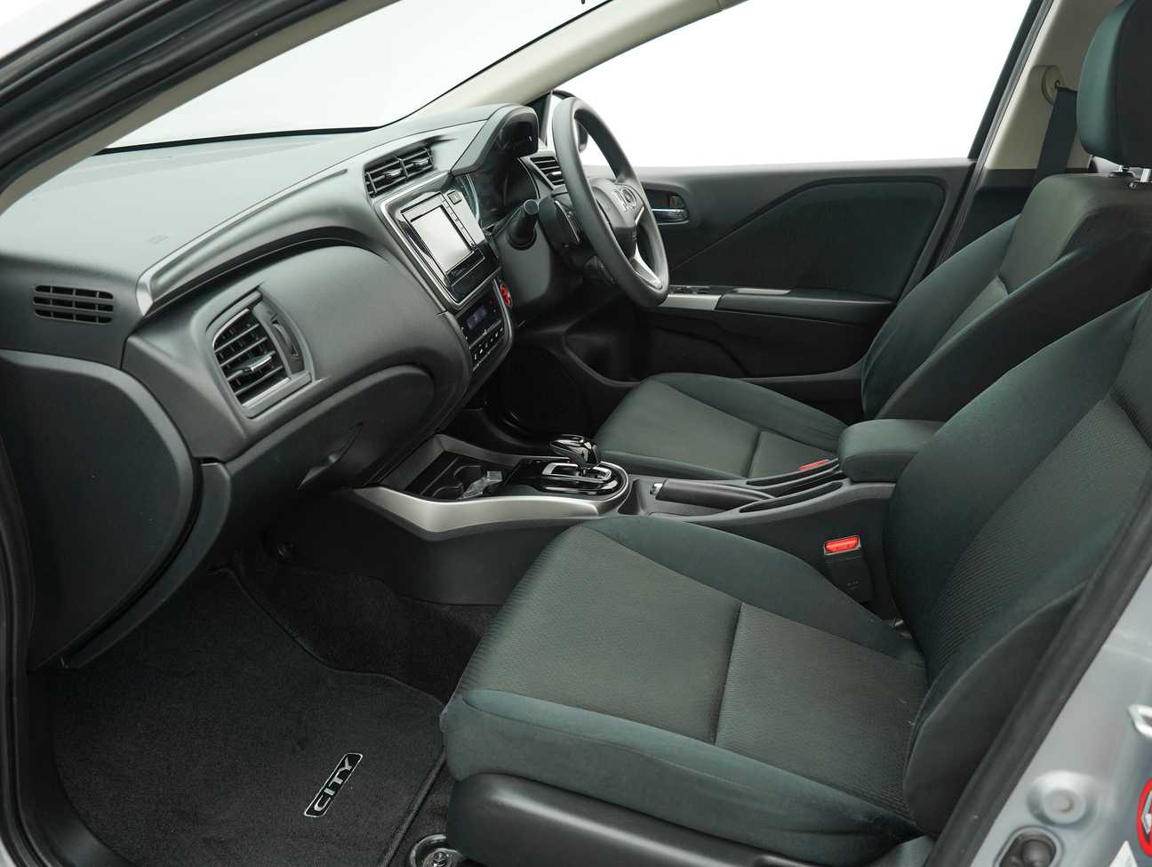 used 2017 Honda CITY HYBRID 1.5