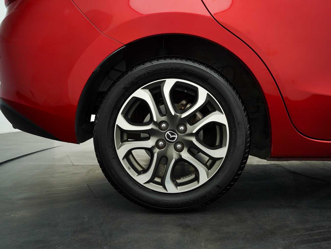 terpakai 2015 Mazda 2 SKYACTIV-G 1.5