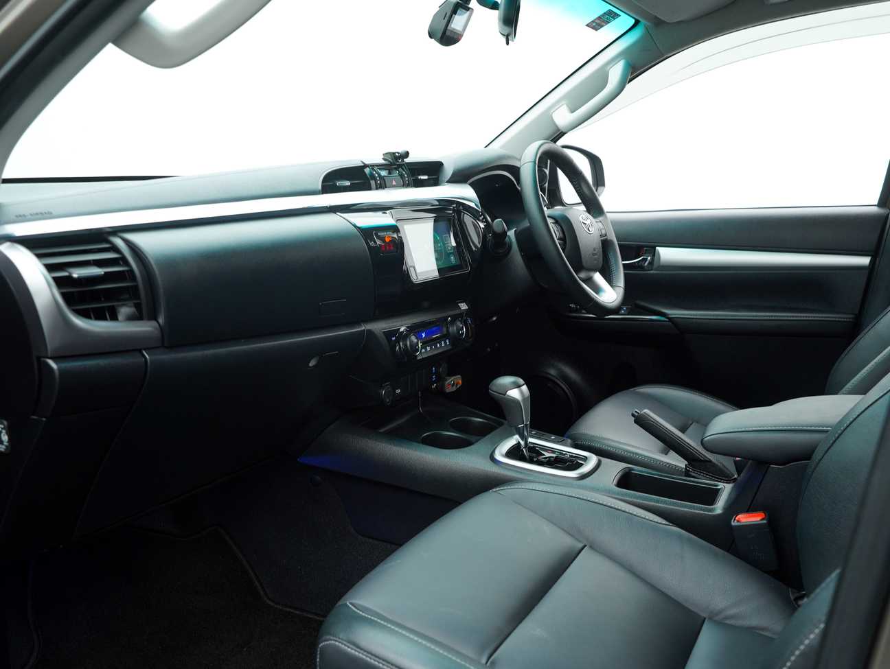 used 2022 Toyota Hilux V Dual Cab 2.4