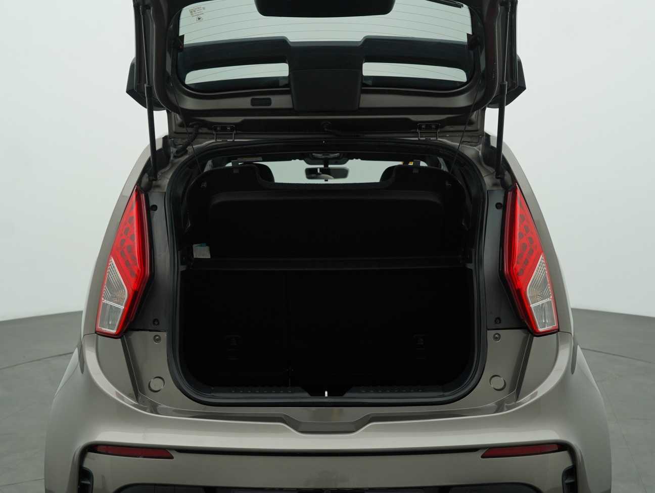 used 2020 Proton Iriz Premium 1.6