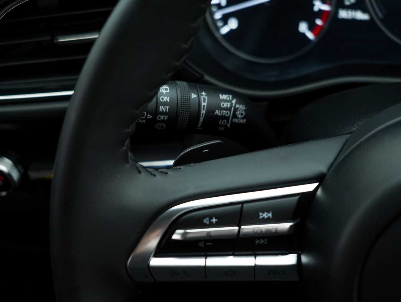 terpakai 2023 Mazda CX-30 SKYACTIV-G High 2.0