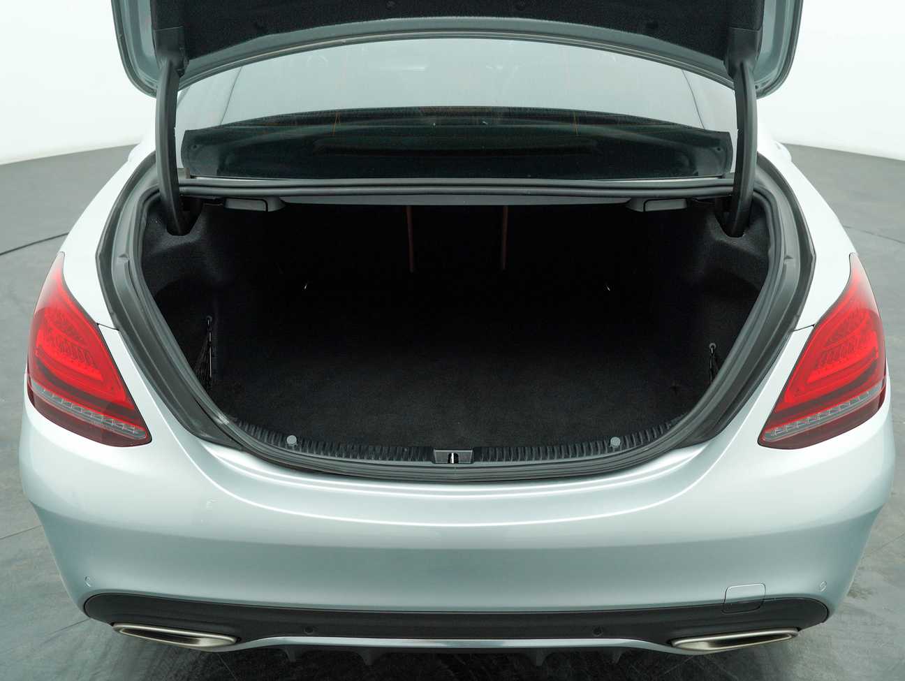 used 2020 Mercedes-Benz C300 AMG Line 2.0