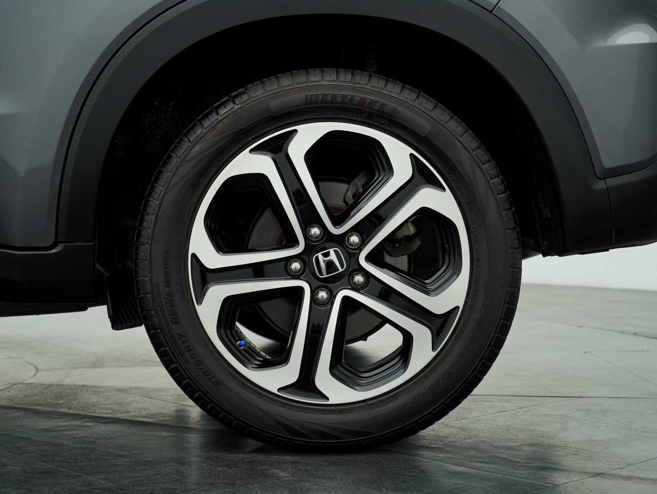 terpakai 2018 Honda HR-V i-VTEC V 1.8