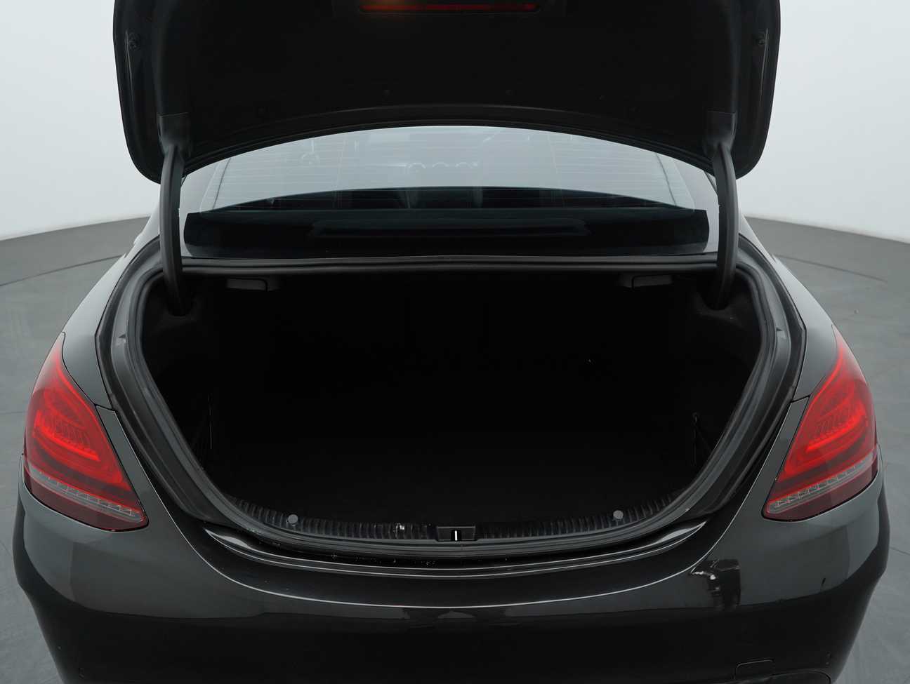 used 2020 Mercedes-Benz C200 AMG Line 2.0