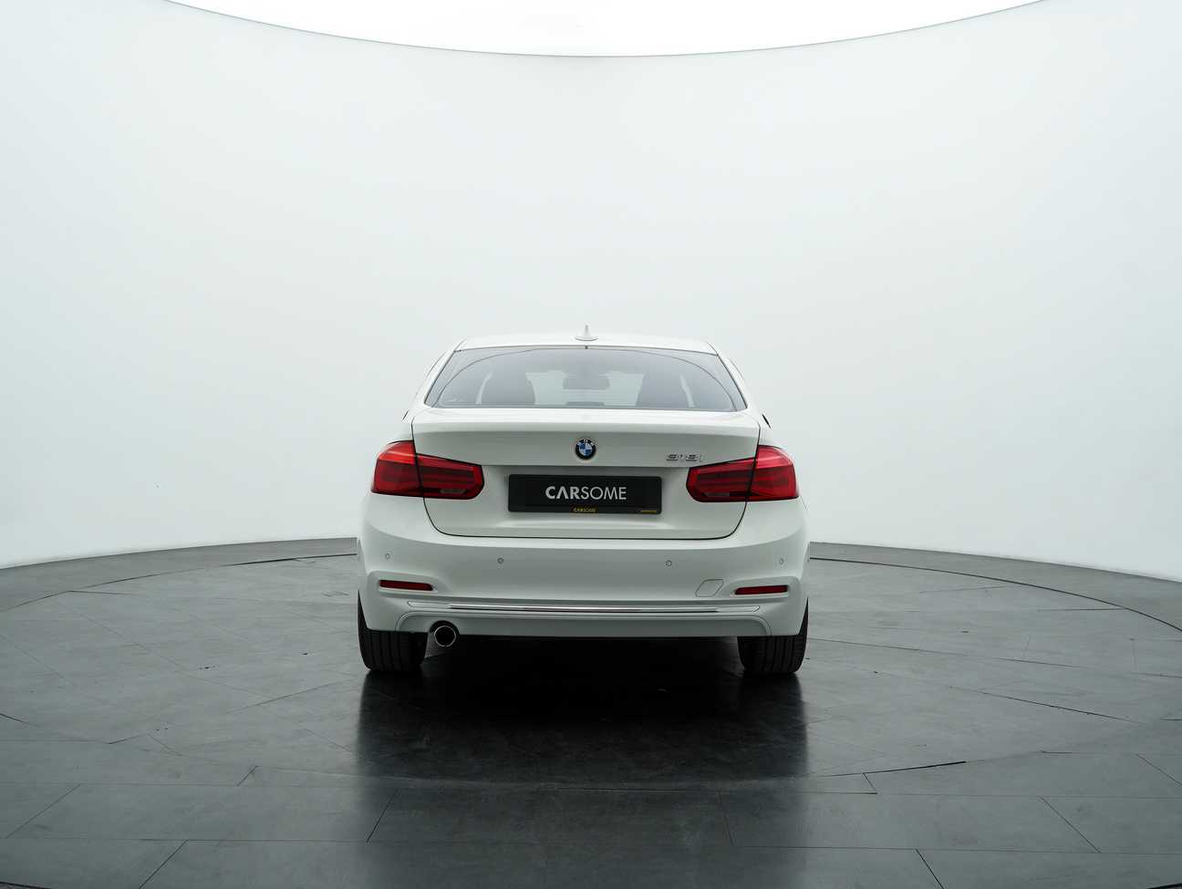 terpakai 2016 BMW 318i Luxury 1.5