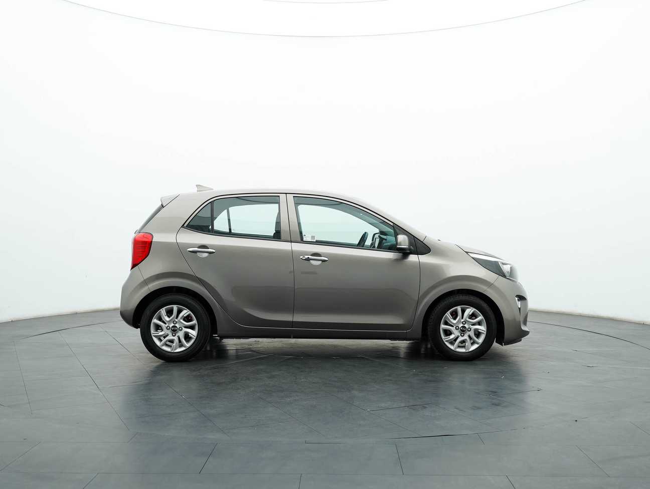 terpakai 2018 Kia Picanto EX 1.2