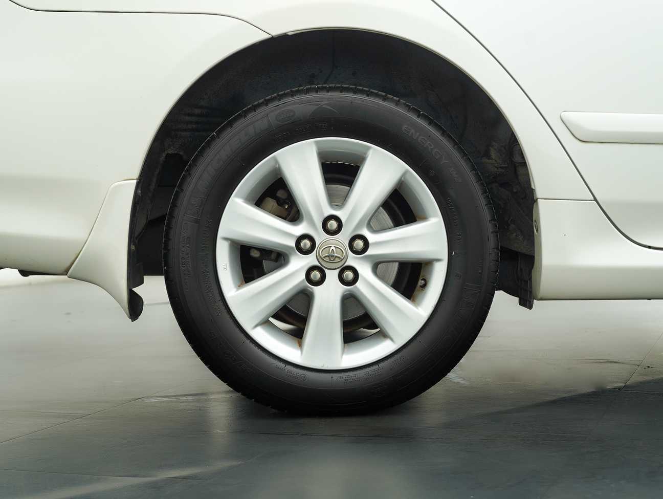 used 2012 Toyota Corolla Altis E 1.6