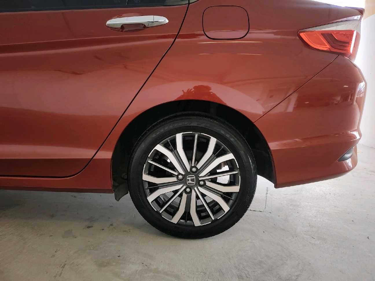terpakai 2020 Honda City V 1.5