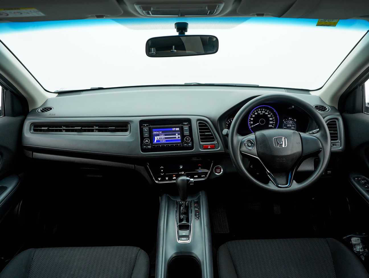 terpakai 2018 Honda HR-V i-VTEC E 1.8