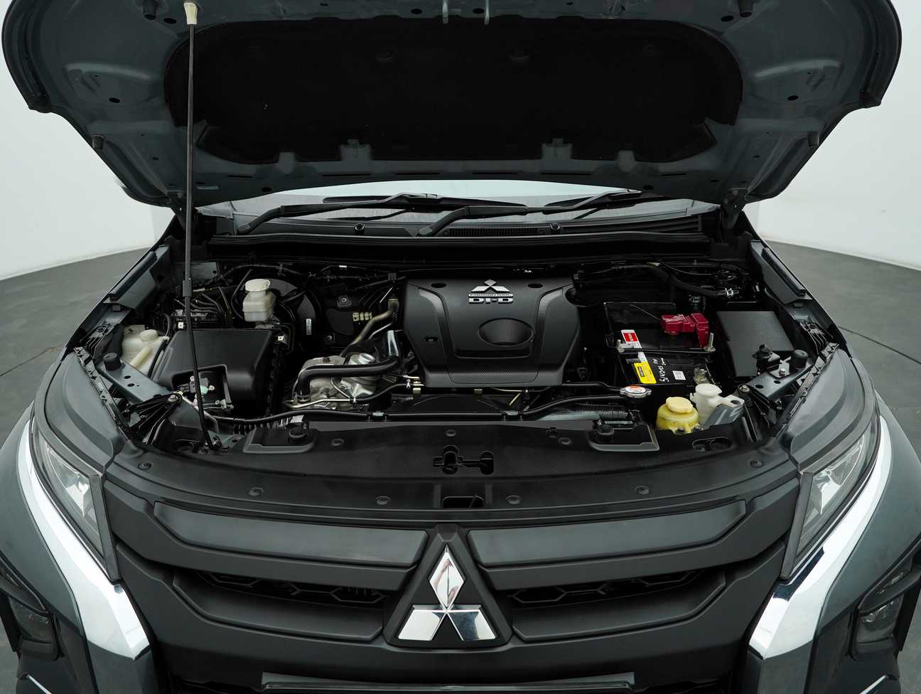 used 2021 Mitsubishi Triton VGT Dual Cab 4X4 2.4