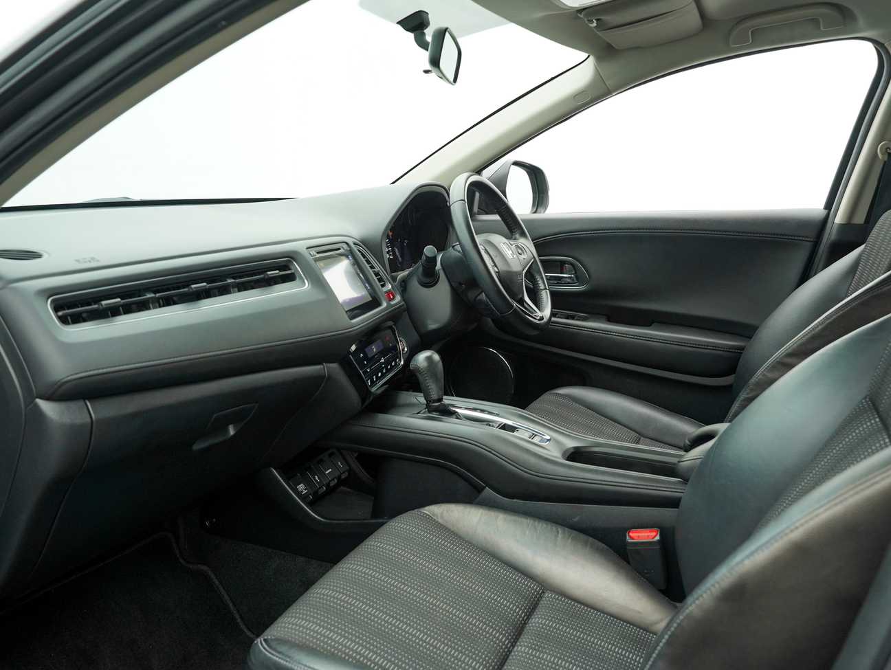 used 2016 Honda HR-V V 1.8