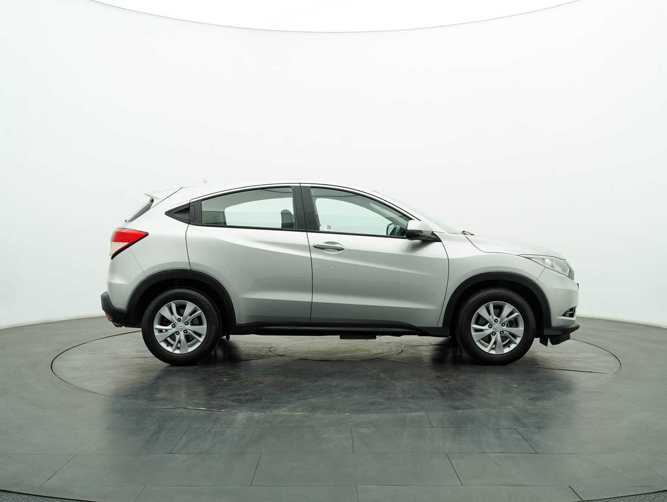 used 2016 Honda HR-V V 1.8