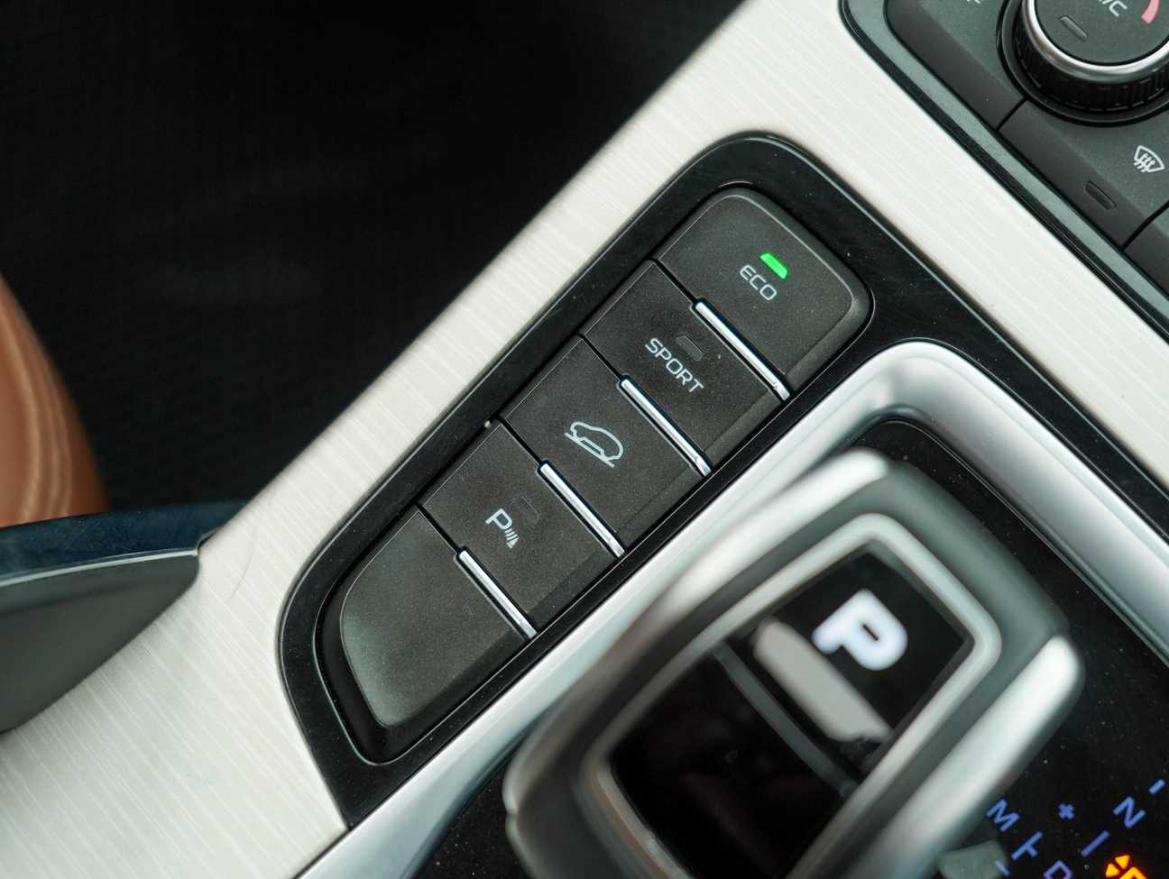terpakai 2020 Proton X70 TGDI Premium X 1.8
