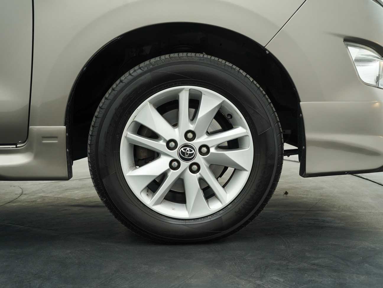 used 2019 Toyota Innova G 2.0