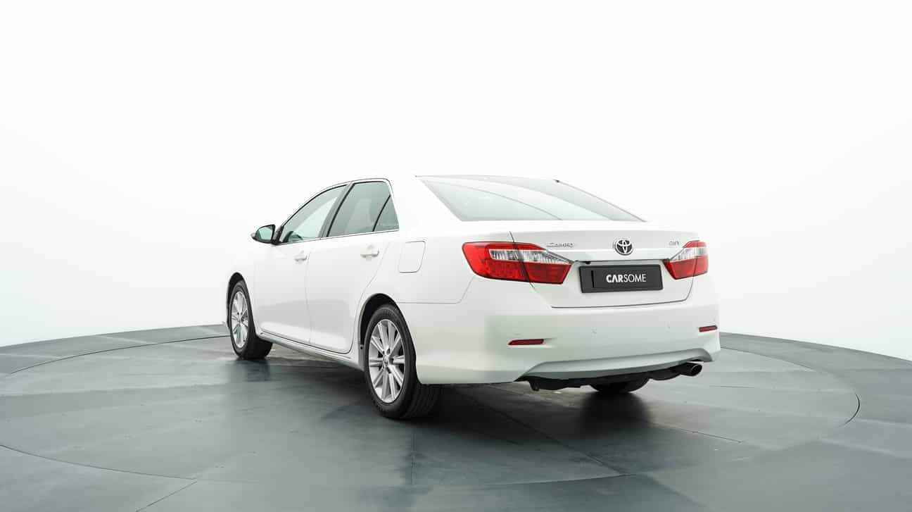 used 2014 Toyota CAMRY V 2.5