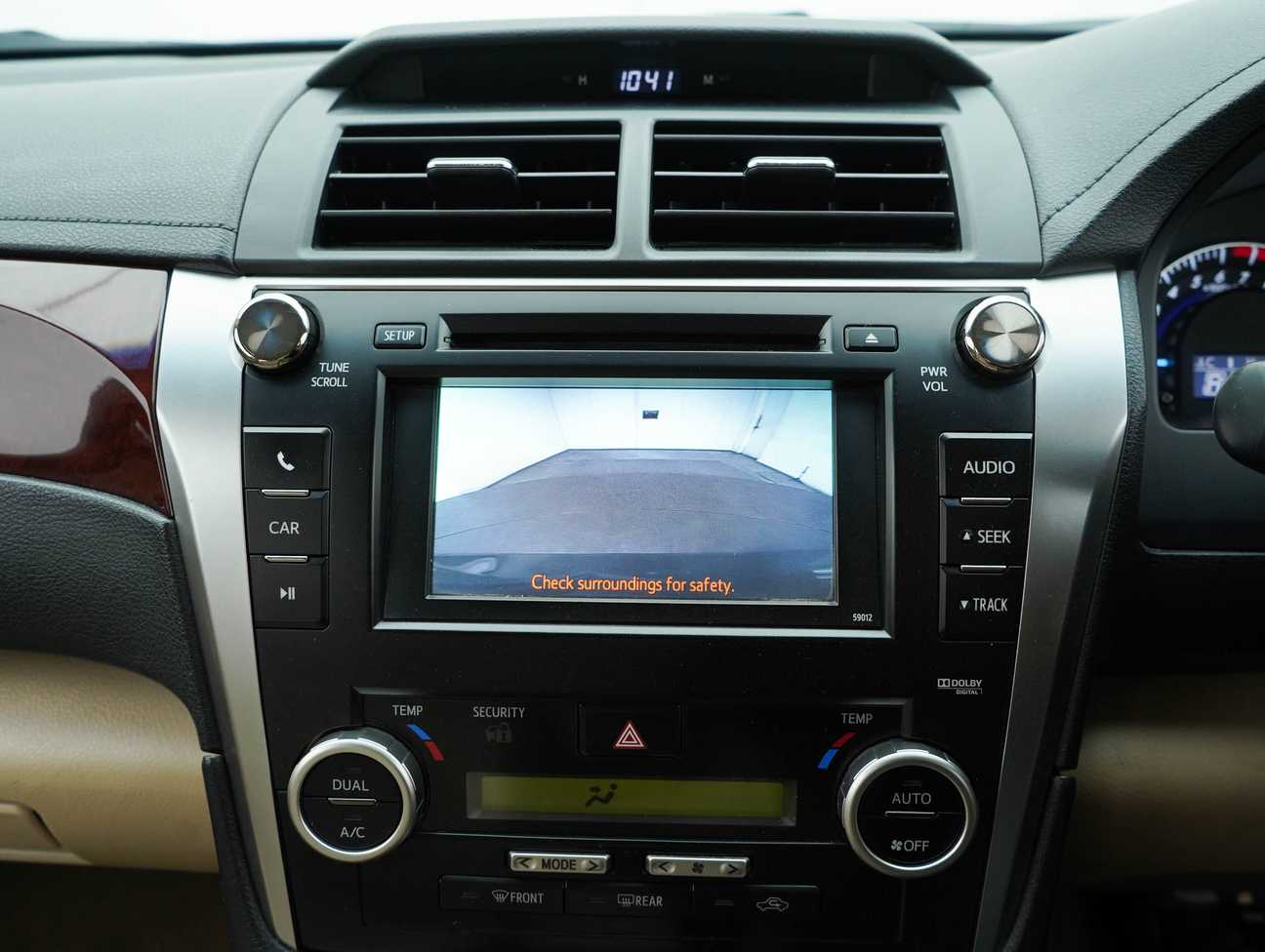 used 2012 Toyota Camry V 2.5