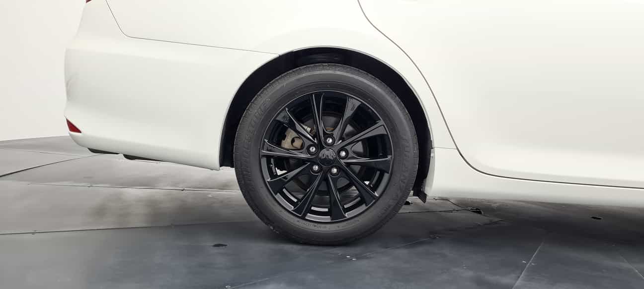 terpakai 2017 Toyota CAMRY GX 2.0