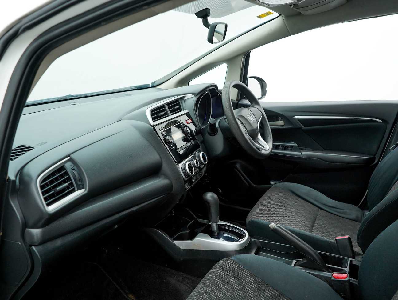 used 2015 Honda Jazz E i-VTEC 1.5