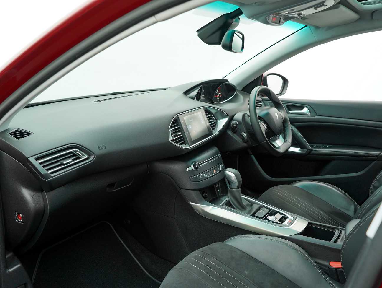 terpakai 2015 Peugeot 308 THP 1.6