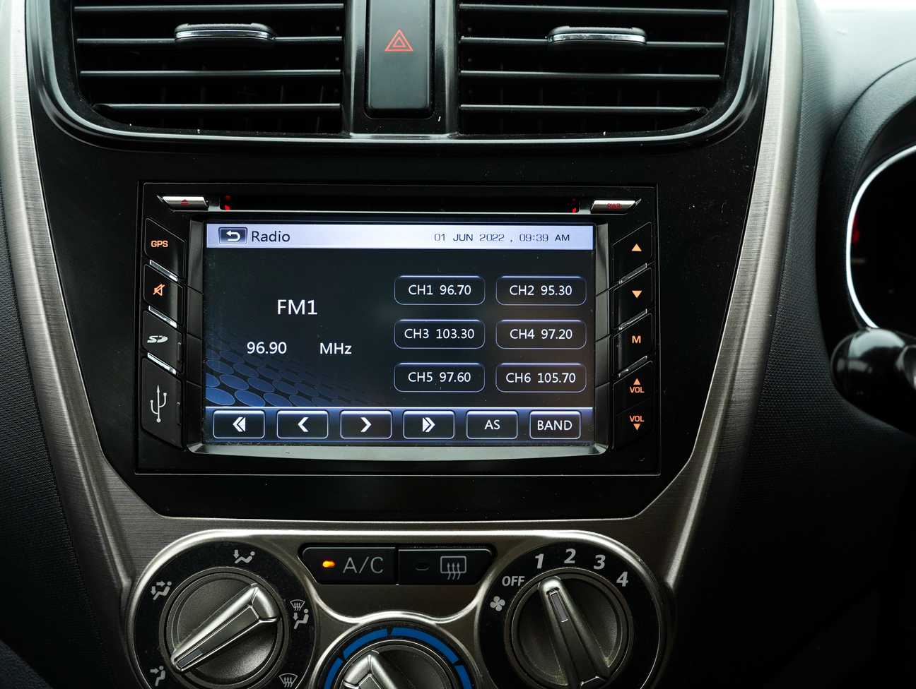 used 2015 Perodua AXIA AV 1.0