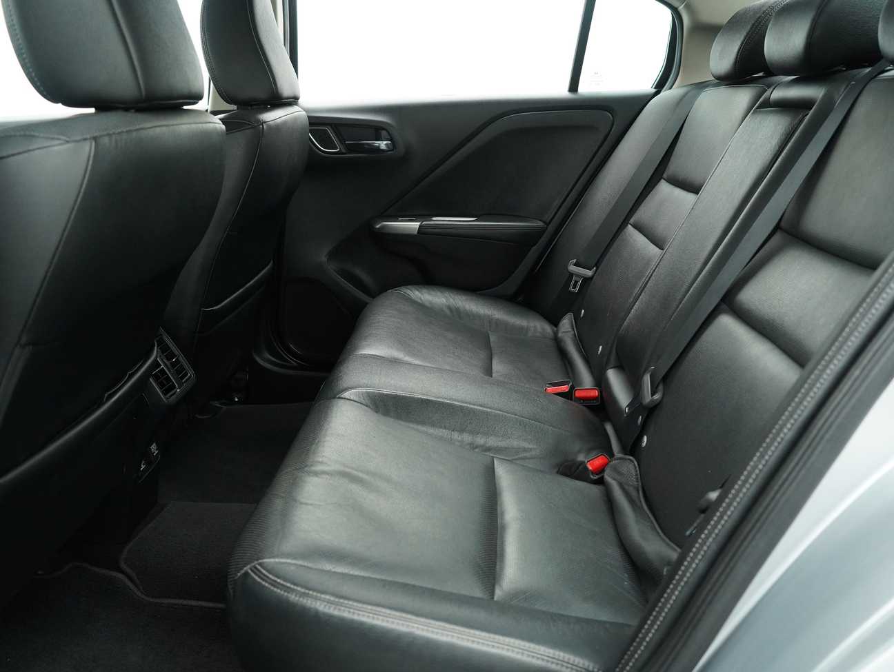 used 2017 Honda City V i-VTEC 1.5