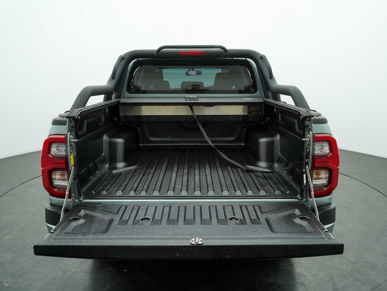 used 2022 Toyota Hilux V Dual Cab 2.4
