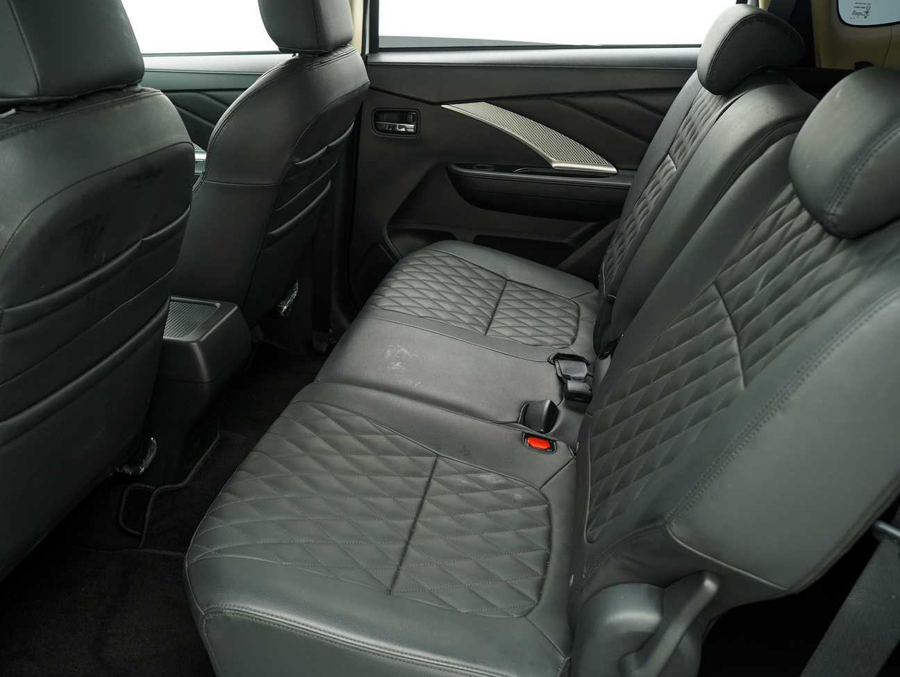 used 2023 Mitsubishi Xpander  1.5