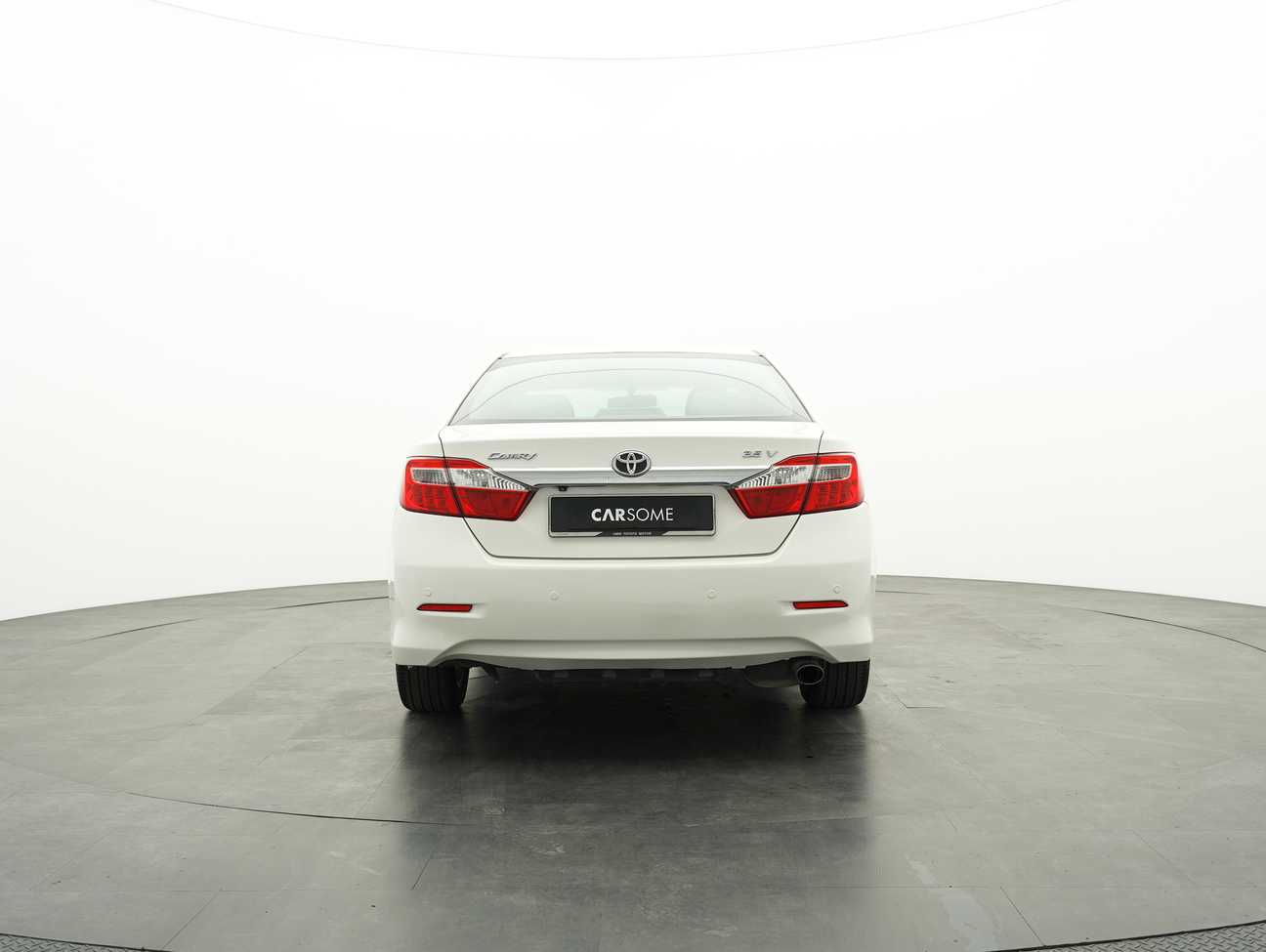 terpakai 2013 Toyota Camry V 2.5