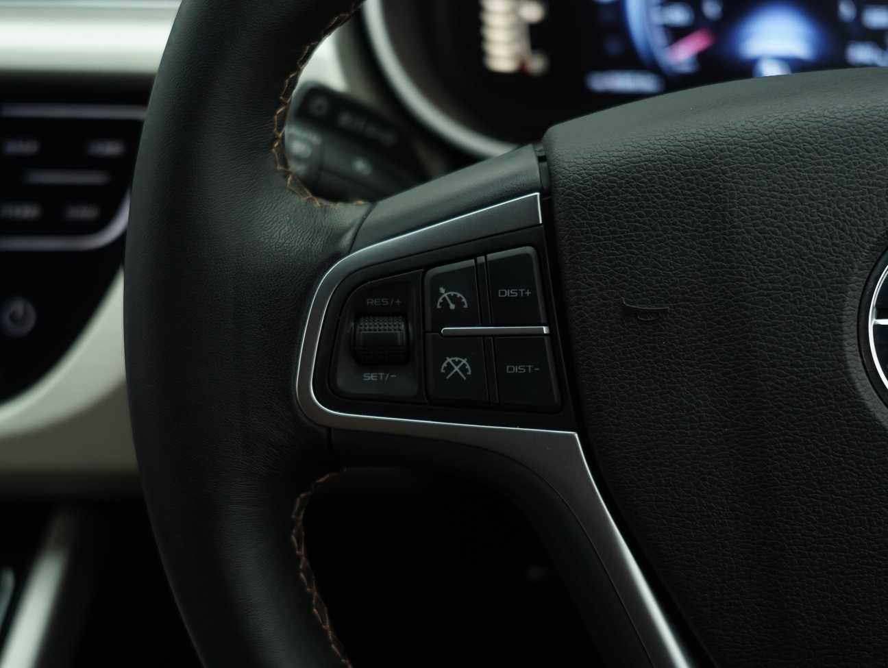 used 2022 Proton X70 TGDI Premium 1.8