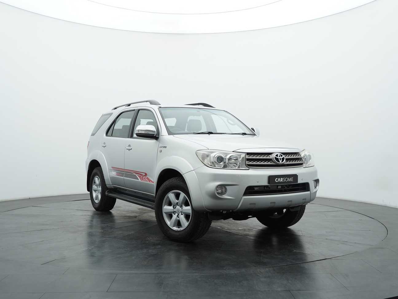 used 2010 Toyota Fortuner V 2.7