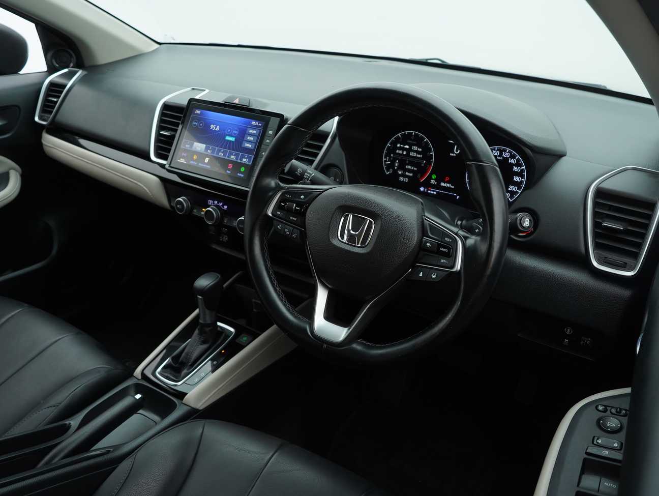 terpakai 2022 Honda City V Sensing 1.5