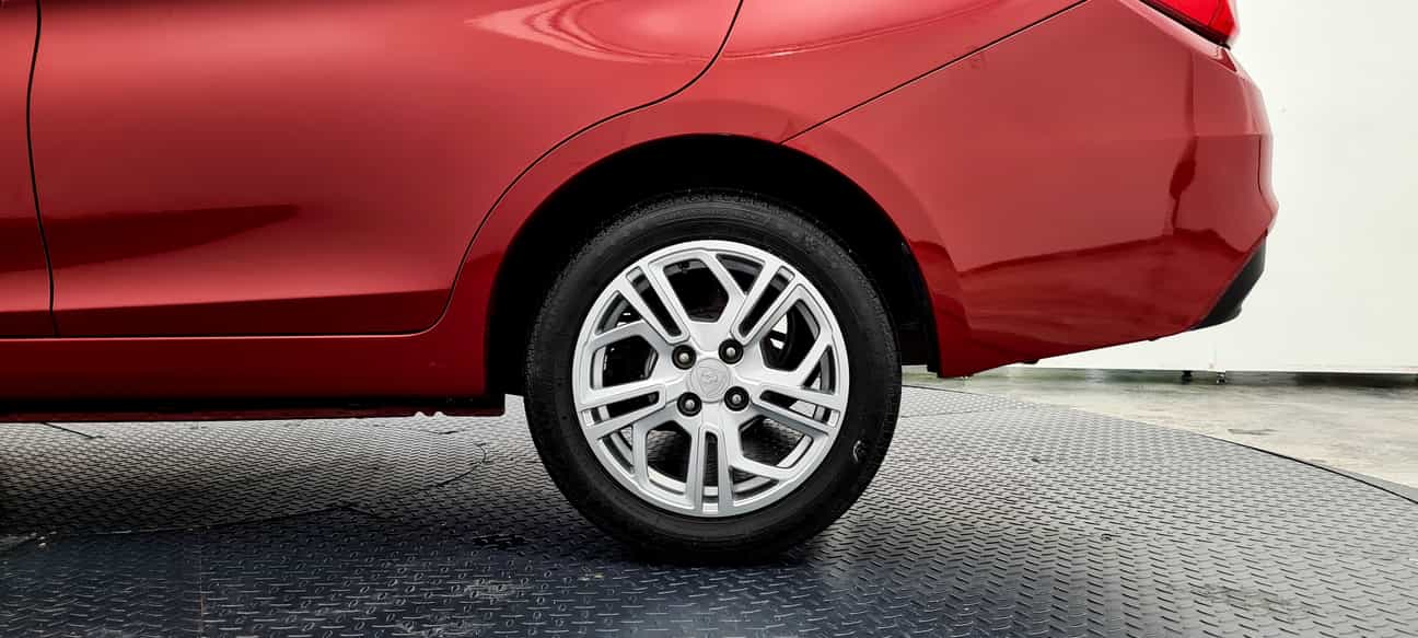 terpakai 2017 Proton SAGA PREMIUM CVT 1.3