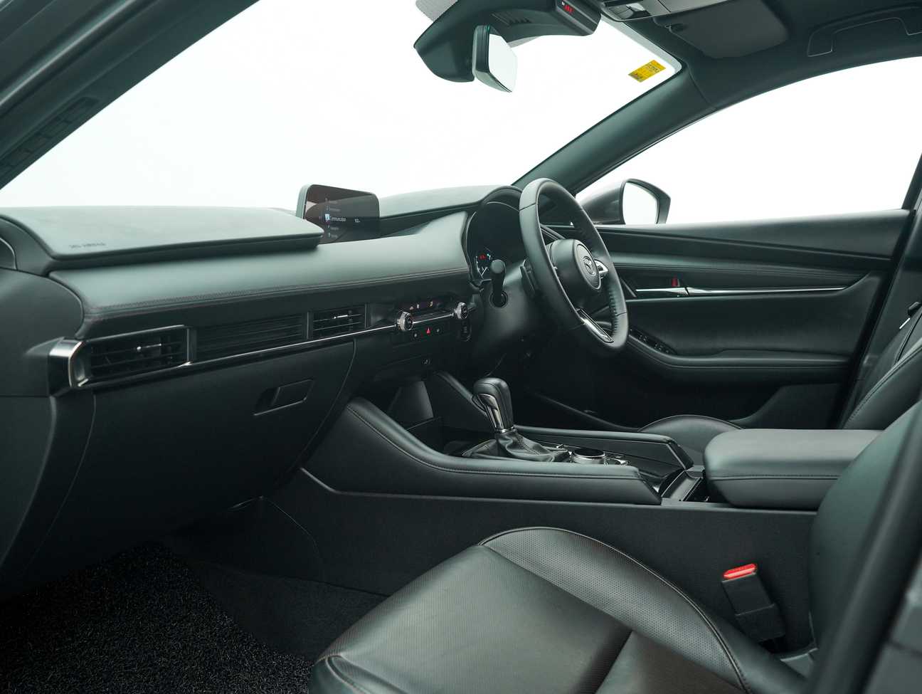 terpakai 2021 Mazda 3 SKYACTIV-G High Plus 2.0