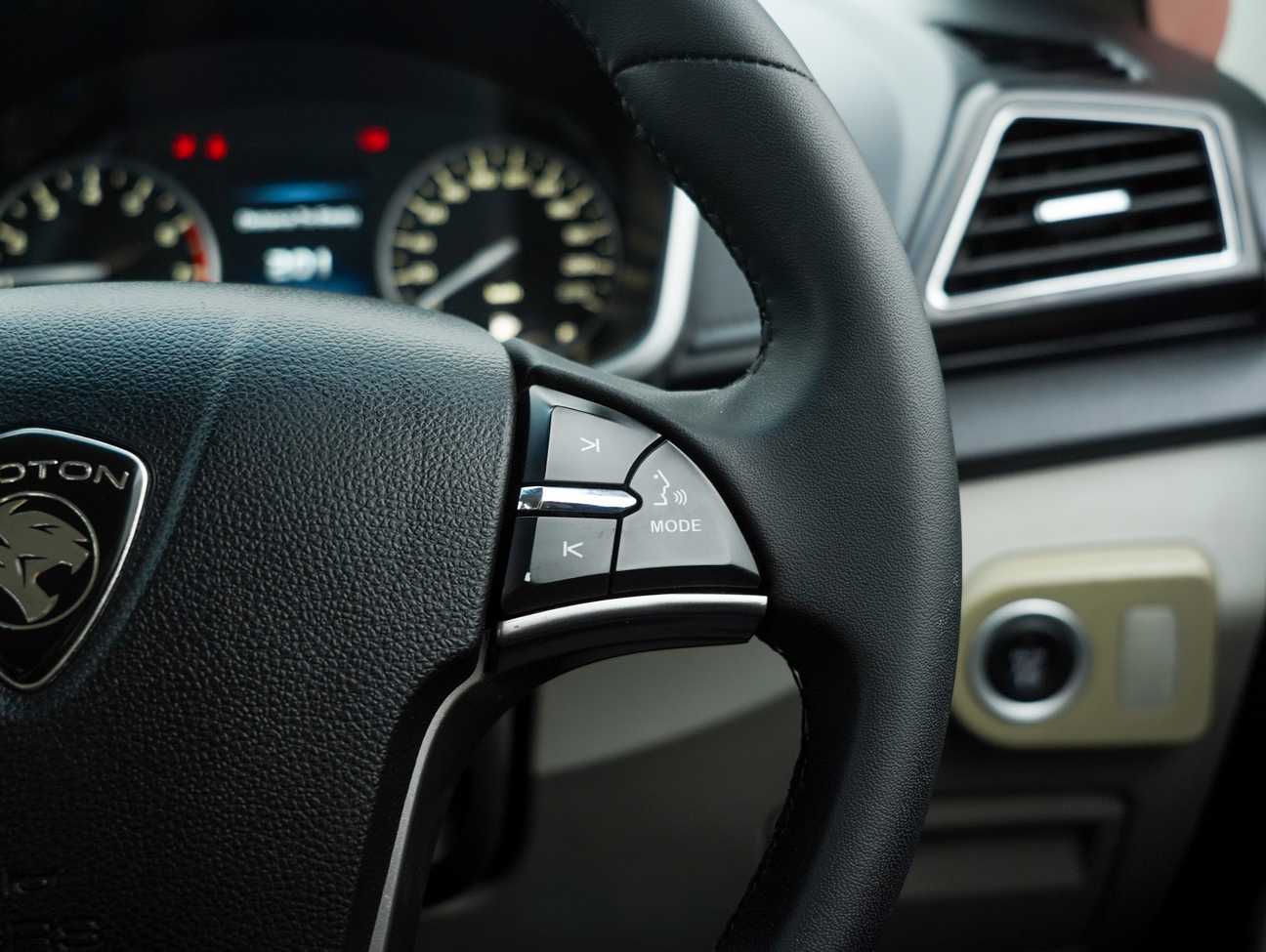 terpakai 2019 Proton Persona Premium 1.6