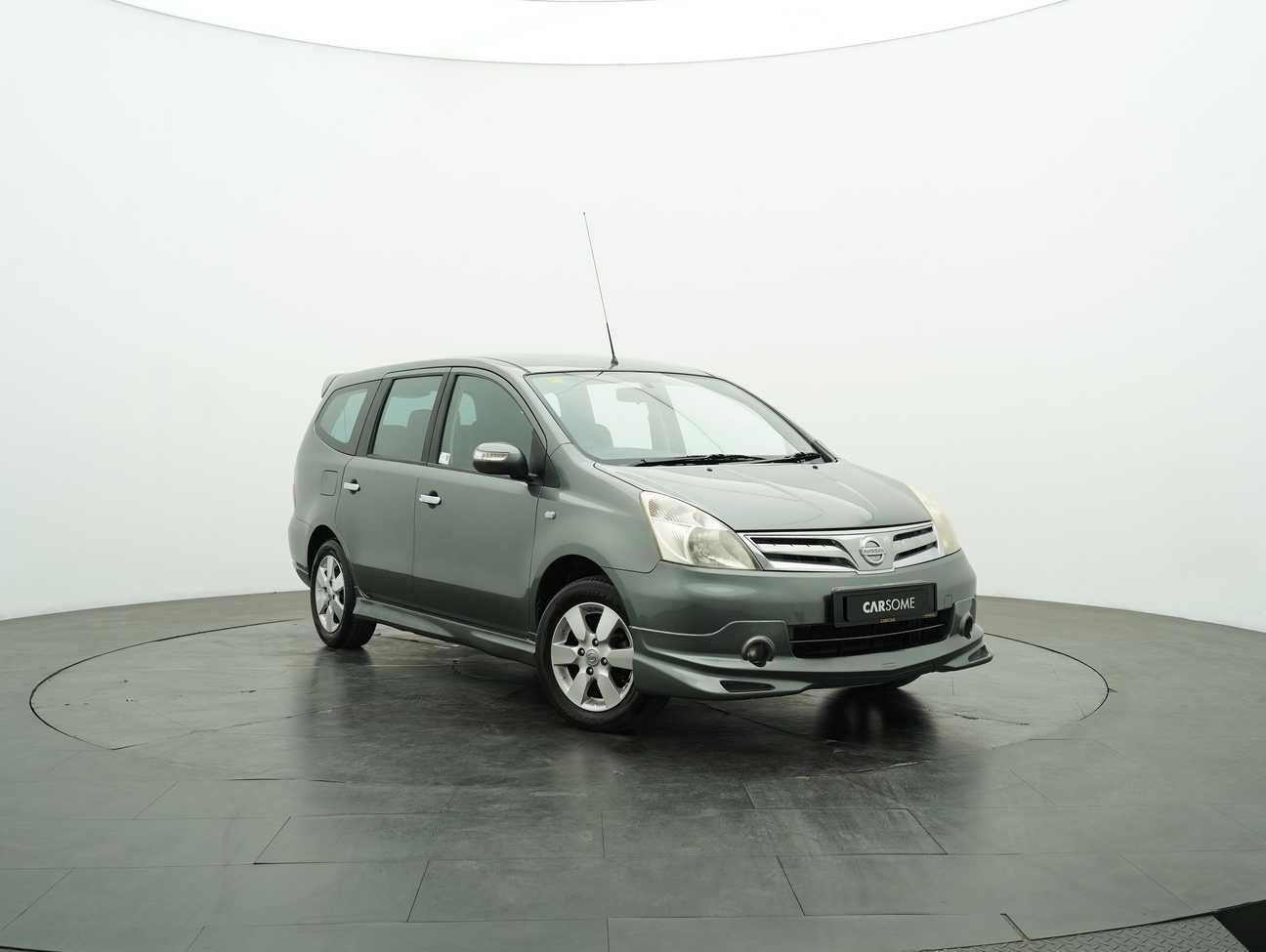 terpakai 2011 Nissan Grand Livina CVTC Comfort 1.8